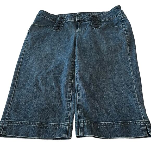 ELLE HIGH-RISE CAPRI JEANS, WOMENS, 8 (32 WAIST), DENIM BLUE-SLIGHTLY DISTRESSED - Picture 4 of 11